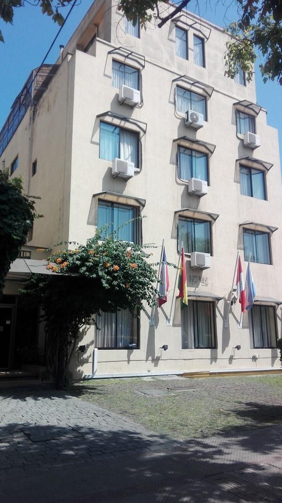 Hotel Maria Angola Santiago du Chili Extérieur photo