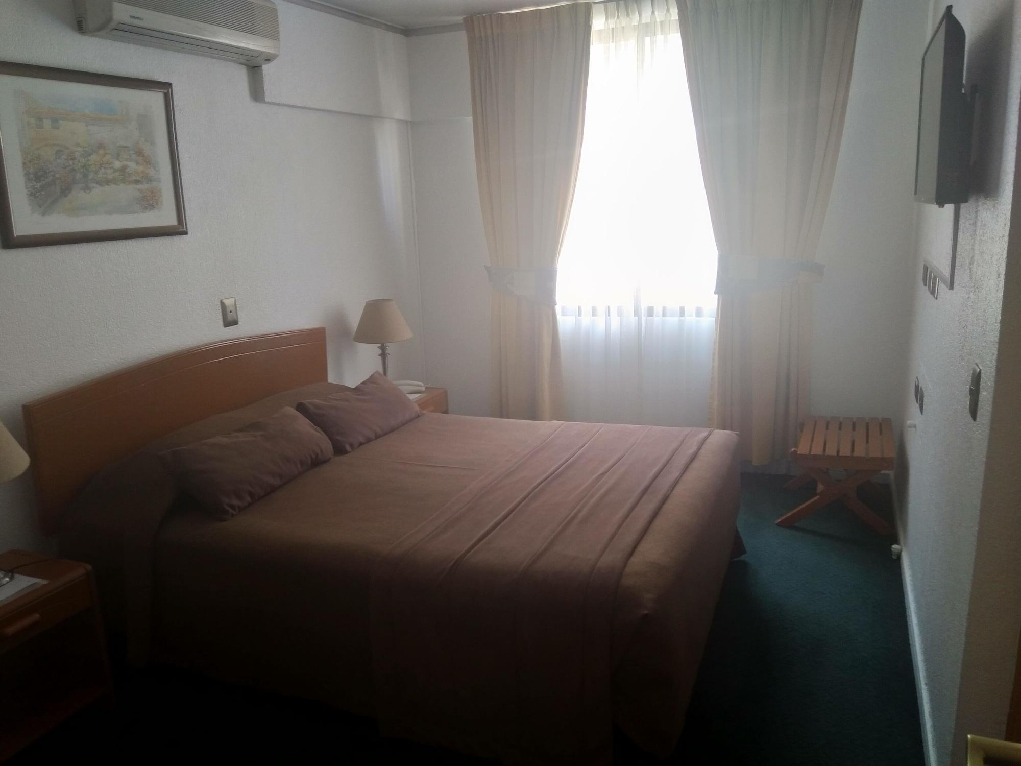 Hotel Maria Angola Santiago du Chili Extérieur photo