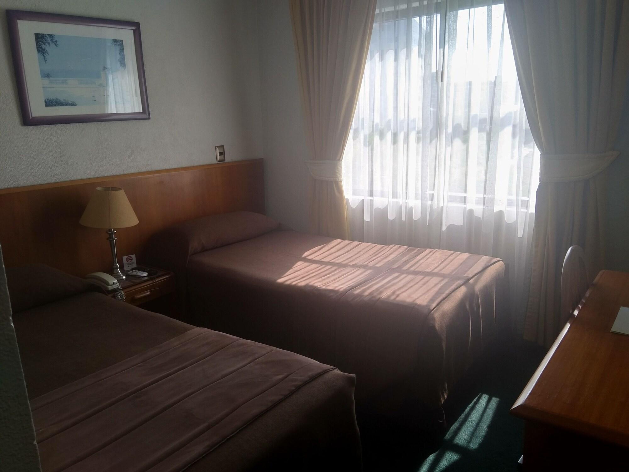 Hotel Maria Angola Santiago du Chili Extérieur photo