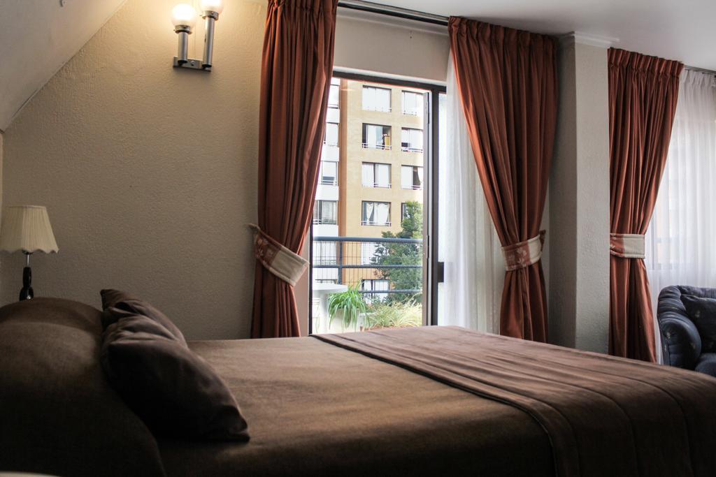 Hotel Maria Angola Santiago du Chili Extérieur photo