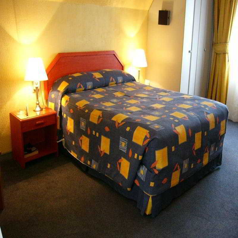 Hotel Maria Angola Santiago du Chili Extérieur photo